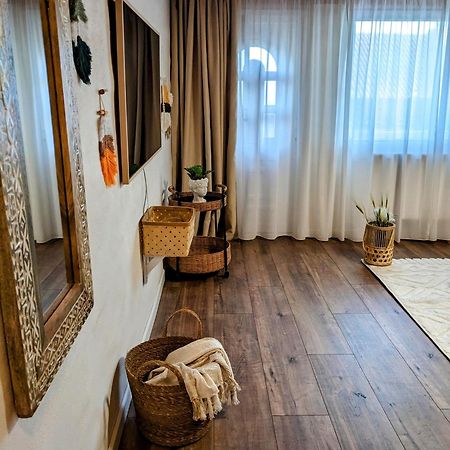 Tokaj Zlata Putna - Restaurant & Pension Vinicky Eksteriør bilde