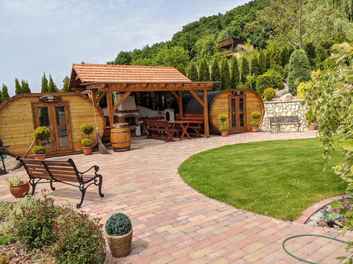 Tokaj Zlata Putna - Restaurant & Pension Vinicky Eksteriør bilde