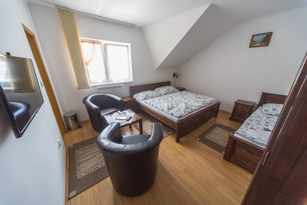 Tokaj Zlata Putna - Restaurant & Pension Vinicky Eksteriør bilde