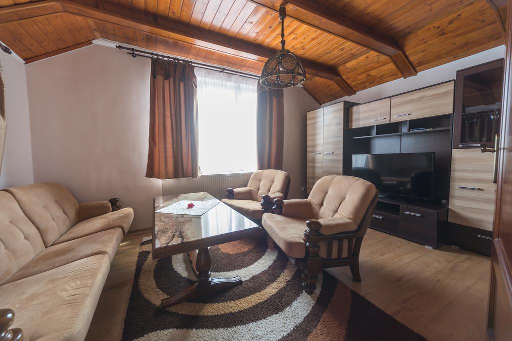 Tokaj Zlata Putna - Restaurant & Pension Vinicky Eksteriør bilde