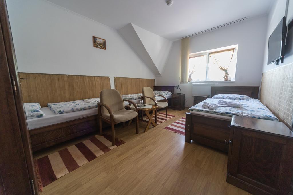 Tokaj Zlata Putna - Restaurant & Pension Vinicky Eksteriør bilde